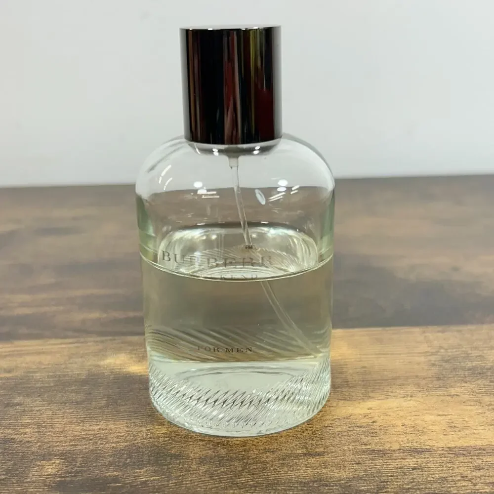 BURBERRY WEEKEND by Burberry Cologne for Men EDT 2.2 oz / 3.4 oz Tester